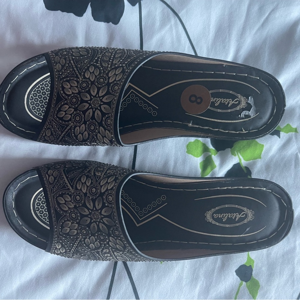 Size 8 black wedges brand new